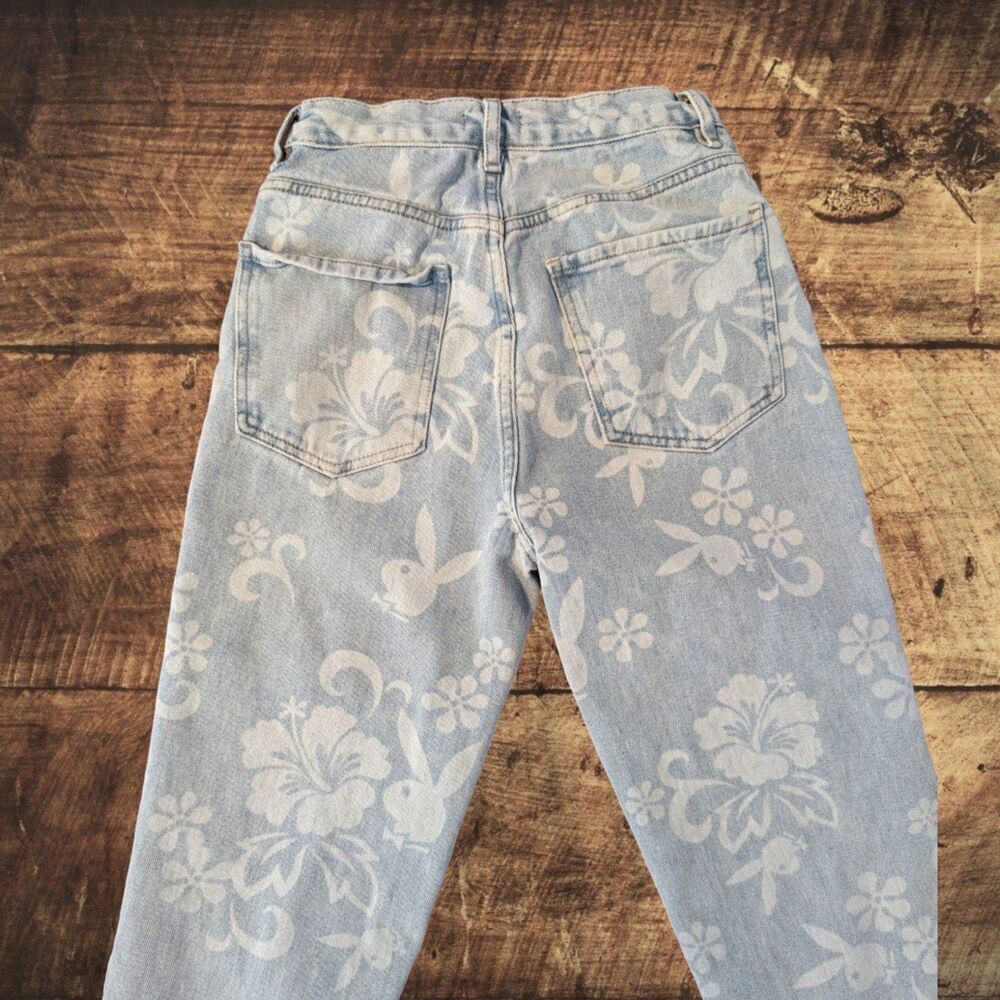 Playboy PacSun Bunny 90’s Jeans 24w Button Fly Flower Boho Print
